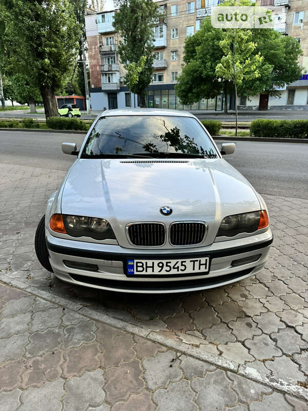 Седан BMW 3 Series 2000 в Одесі