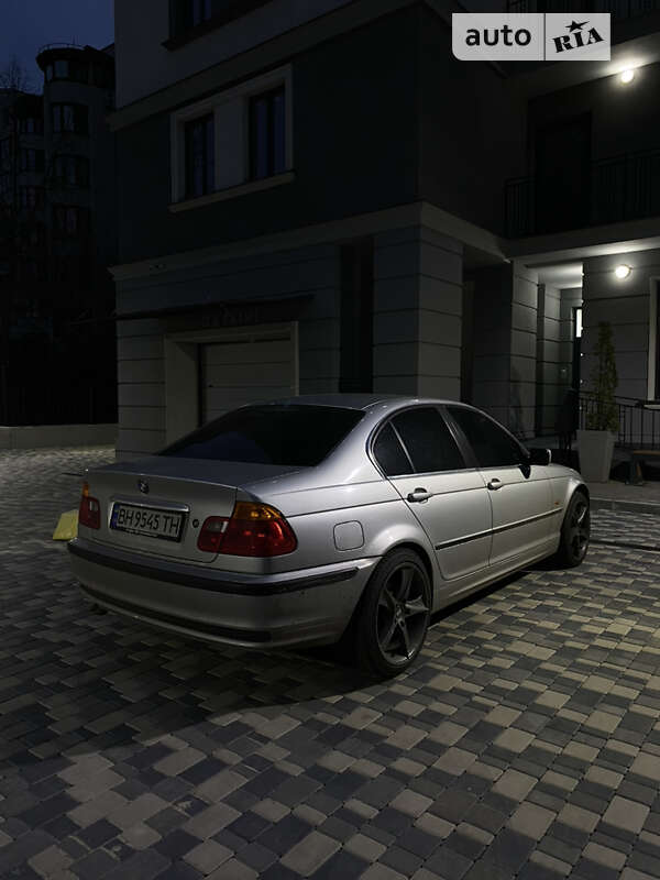 BMW 3 Series 2000