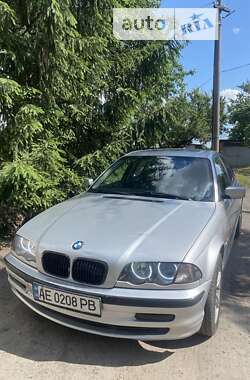 Седан BMW 3 Series 1999 в Павлограді