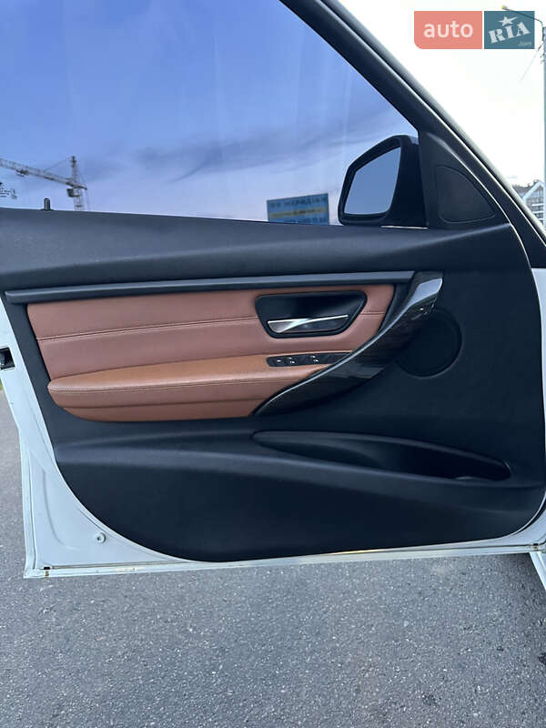 Седан BMW 3 Series 2012 в Одесі