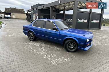 Седан BMW 3 Series 1985 в Шумске