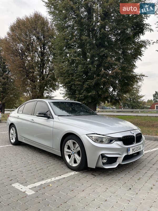 Седан BMW 3 Series 2016 в Виннице