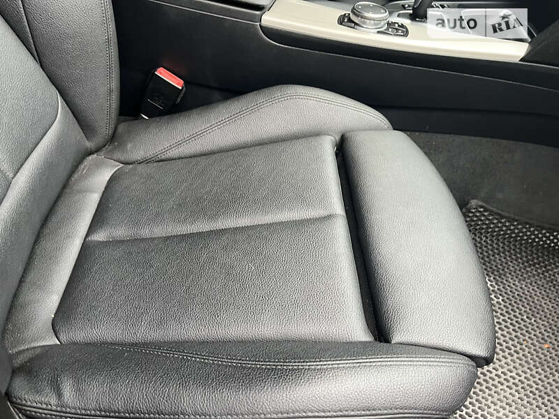 Седан BMW 3 Series 2015 в Хмельницком фото 32 Седан BMW 3 Series 2015 в Хмельницком