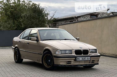 Седан BMW 3 Series 1996 в Львове