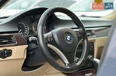 Седан BMW 3 Series 2007 в Львові