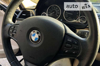 Седан BMW 3 Series 2015 в 