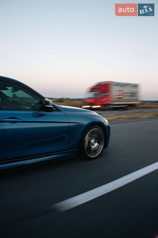 Седан BMW 3 Series 2014 в Днепре