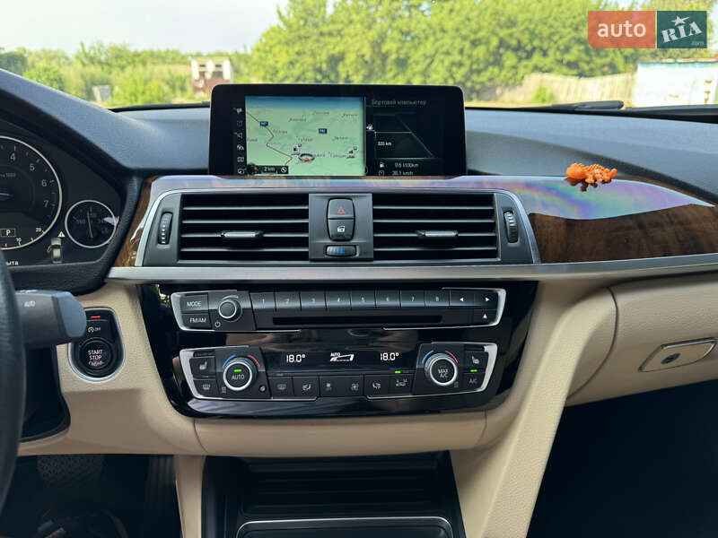 Седан BMW 3 Series 2017 в Чернигове