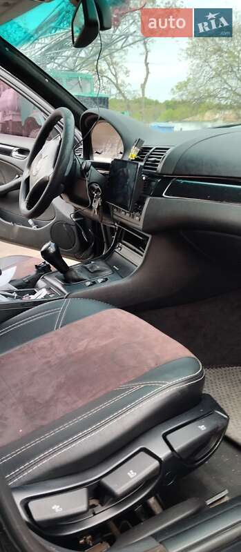 Седан BMW 3 Series 2004 в Полтаві