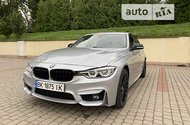 Седан BMW 3 Series 2014 в Острозі