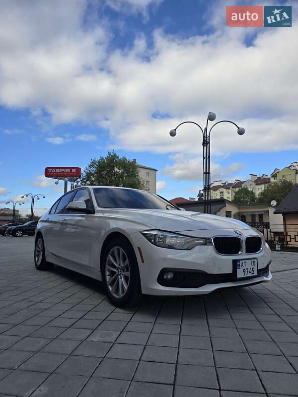 Седан BMW 3 Series 2015 в Ивано-Франковске