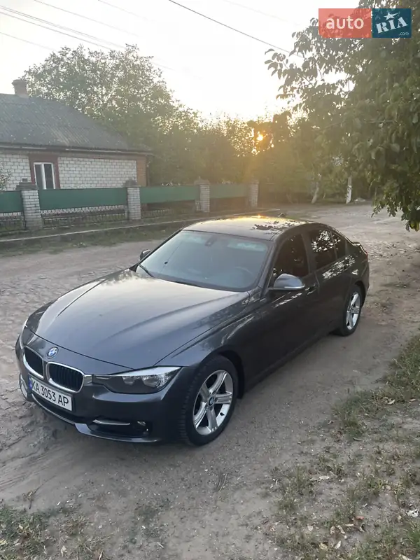 BMW 3 Series 2012 VIN WBA3B5C53DF138563 фото оголошення 18 з 48