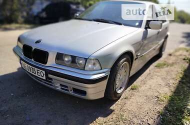 Седан BMW 3 Series 1994 в Южноукраїнську