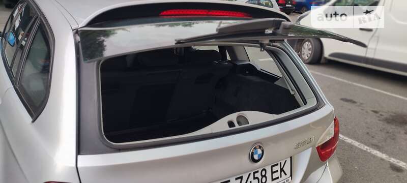 Универсал BMW 3 Series 2006 в Николаеве