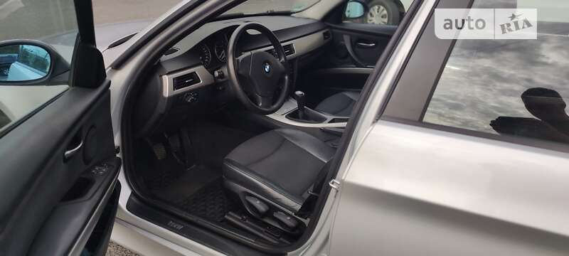 Универсал BMW 3 Series 2006 в Николаеве