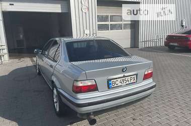 Седан BMW 3 Series 1997 в Львове