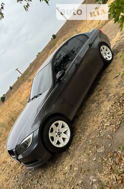 Седан BMW 3 Series 2005 в Михайлівці