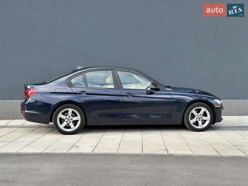 Седан BMW 3 Series 2013 в Киеве