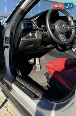 Седан BMW 3 Series 2018 в 