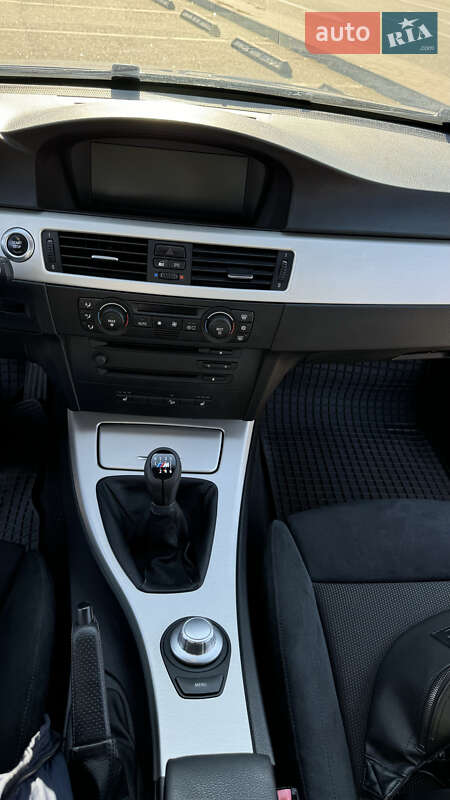 Седан BMW 3 Series 2006 в Києві