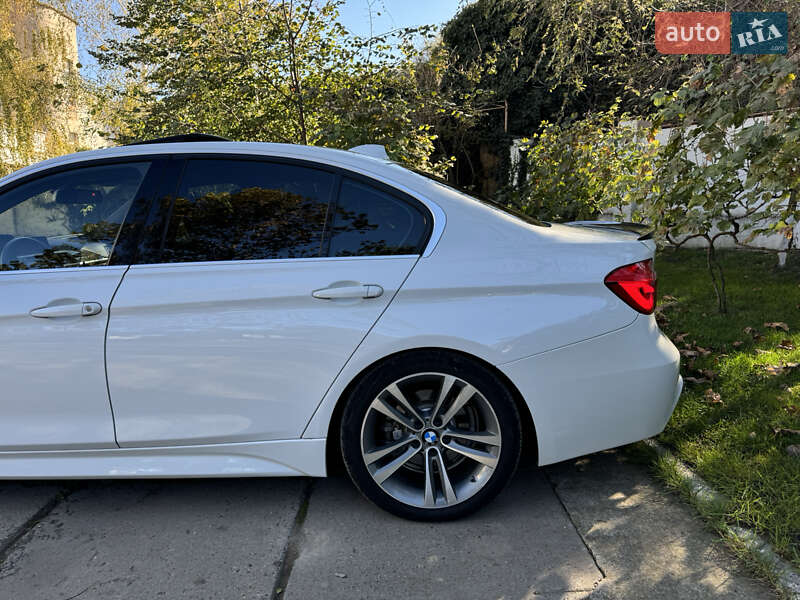 Седан BMW 3 Series 2014 в Одесі