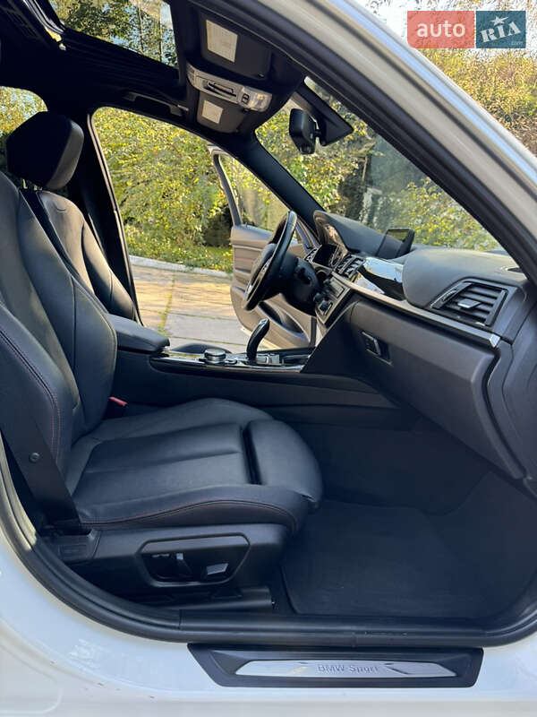 Седан BMW 3 Series 2014 в Одесі