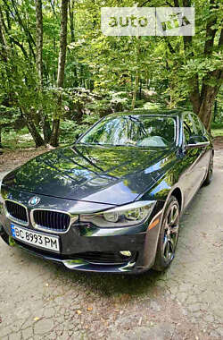 Седан BMW 3 Series 2015 в Львове