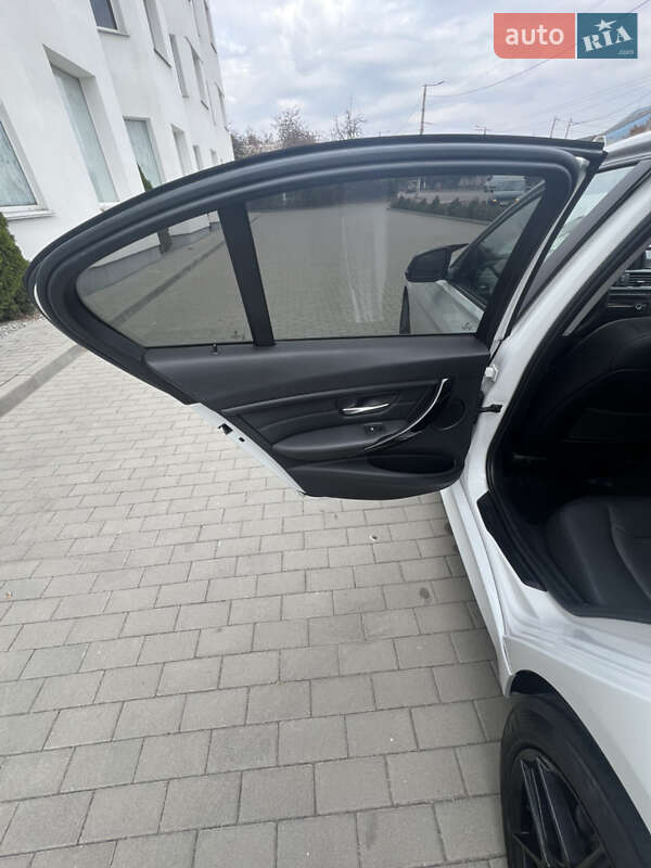 Седан BMW 3 Series 2012 в Житомире