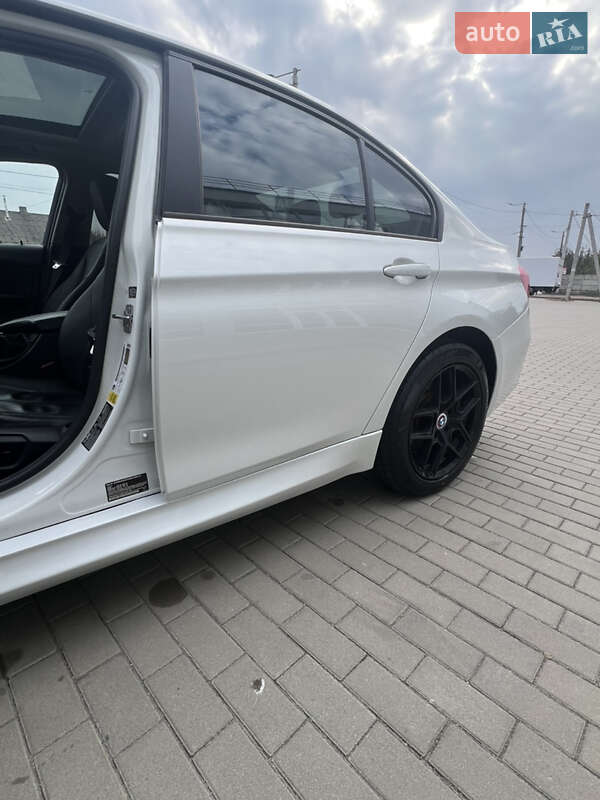 Седан BMW 3 Series 2012 в Житомире