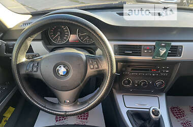 Седан BMW 3 Series 2006 в Києві