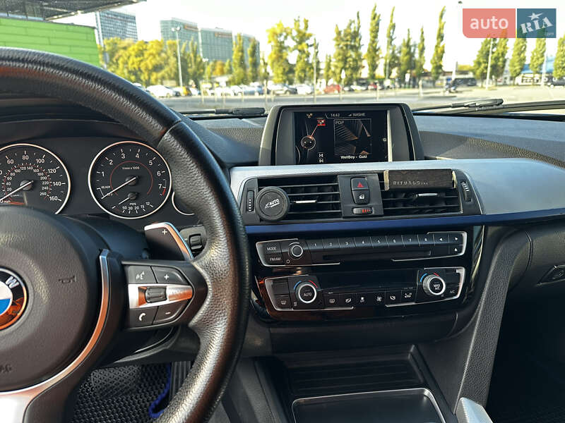 Седан BMW 3 Series 2016 в Киеве
