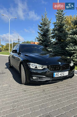 Седан BMW 3 Series 2017 в Днепре