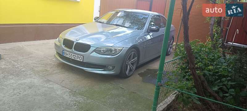 Кабриолет BMW 3 Series 2010 в Южном фото 19 Кабриолет BMW 3 Series 2010 в Южном