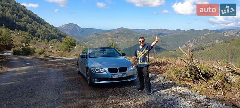 Кабриолет BMW 3 Series 2010 в Южном фото 24 Кабриолет BMW 3 Series 2010 в Южном