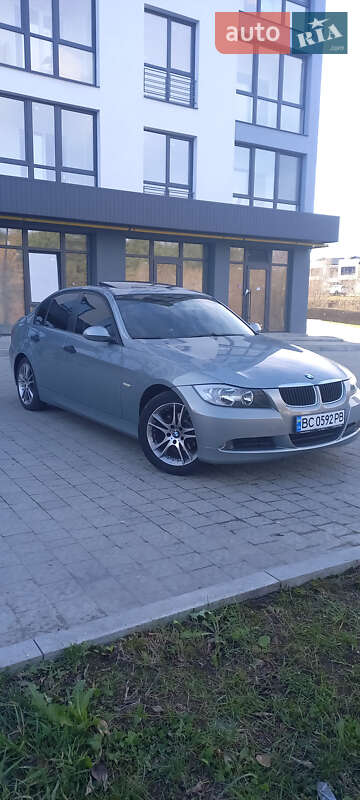 Седан BMW 3 Series 2005 в Новояворівську фото 12 Седан BMW 3 Series 2005 в Новояворівську
