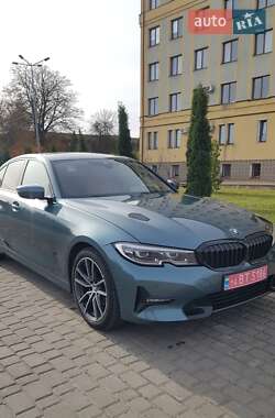 Седан BMW 3 Series 2019 в Коломые