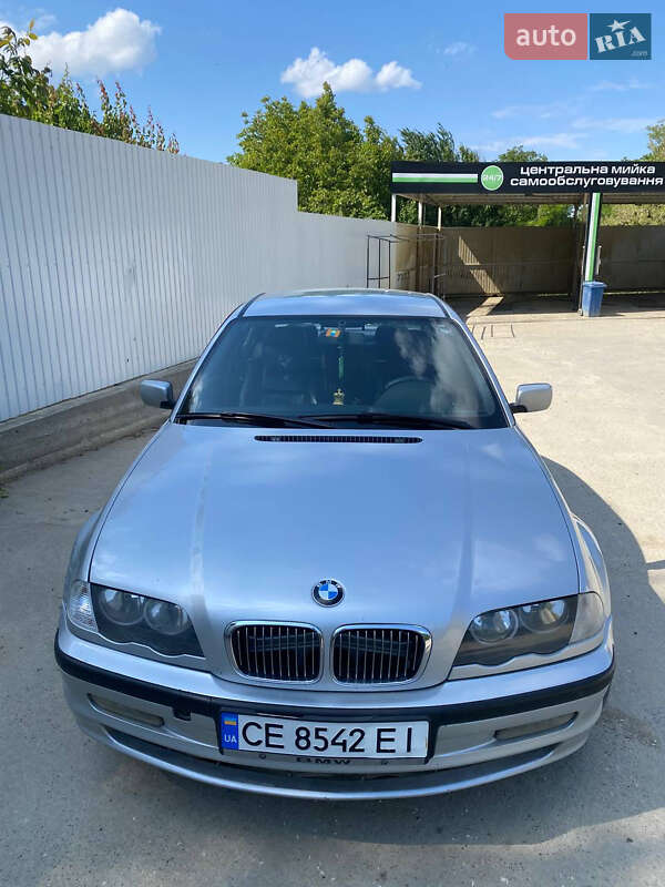 Седан BMW 3 Series 2000 в Герце