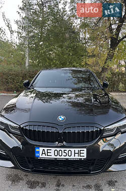 Седан BMW 3 Series 2022 в Дніпрі