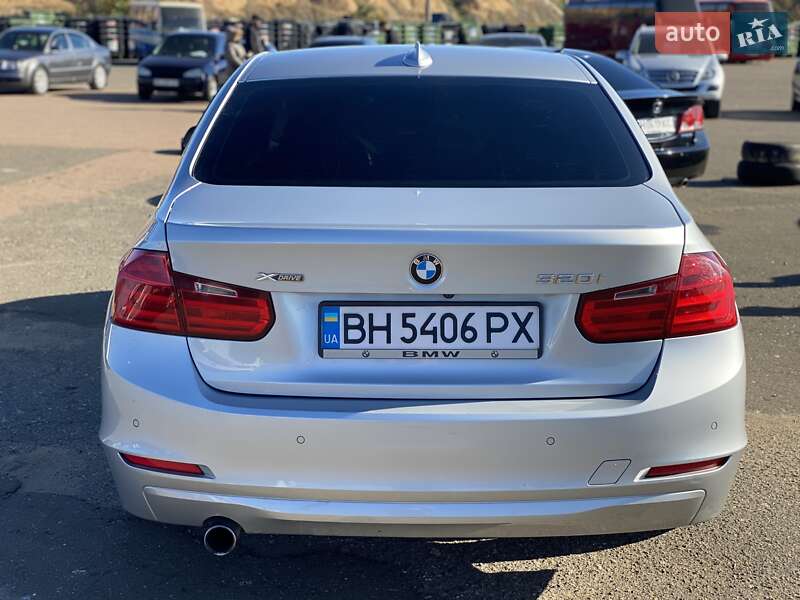 Седан BMW 3 Series 2015 в Одесі