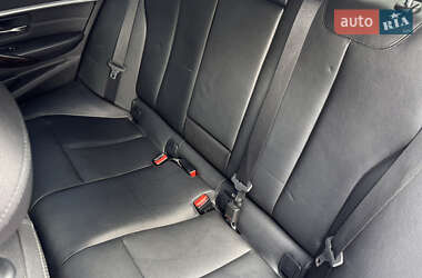 Седан BMW 3 Series 2015 в 