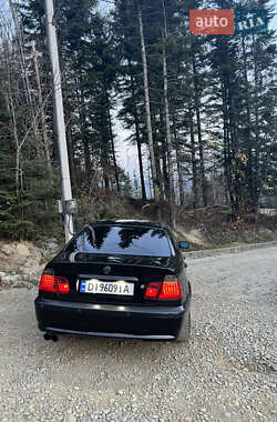 Седан BMW 3 Series 2004 в Чернівцях