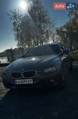 Седан BMW 3 Series 2013 в Умані