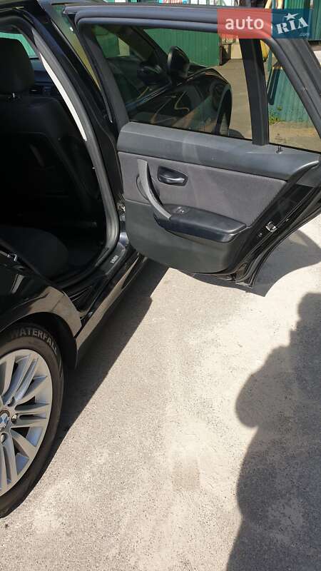 Универсал BMW 3 Series 2011 в Фастове