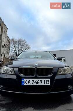 Седан BMW 3 Series 2005 в  Седан BMW 3 Series 2005 в
