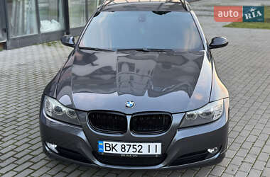 Універсал BMW 3 Series 2005 в Рівному