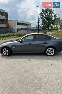 Седан BMW 3 Series 2006 в Киеве