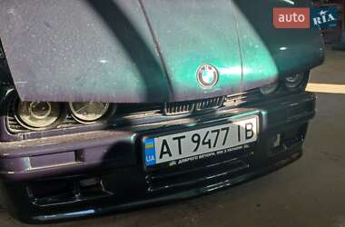 Седан BMW 3 Series 1987 в Калуші