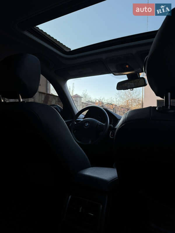 Седан BMW 3 Series 2016 в Івано-Франківську