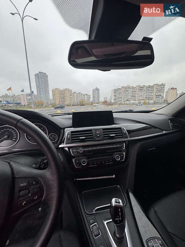 Седан BMW 3 Series 2018 в Києві фото 20 Седан BMW 3 Series 2018 в Києві