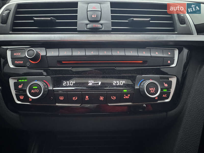 Седан BMW 3 Series 2018 в Києві фото 24 Седан BMW 3 Series 2018 в Києві